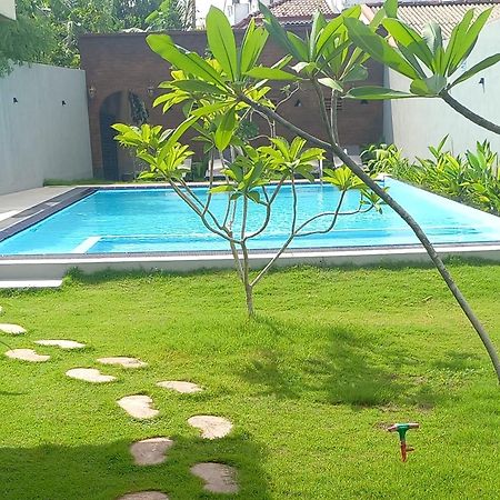Ocean View Tourist Guest House At Negombo Beach Near The Airport Zewnętrze zdjęcie