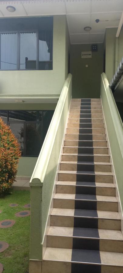 Ocean View Tourist Guest House At Negombo Beach Near The Airport Zewnętrze zdjęcie
