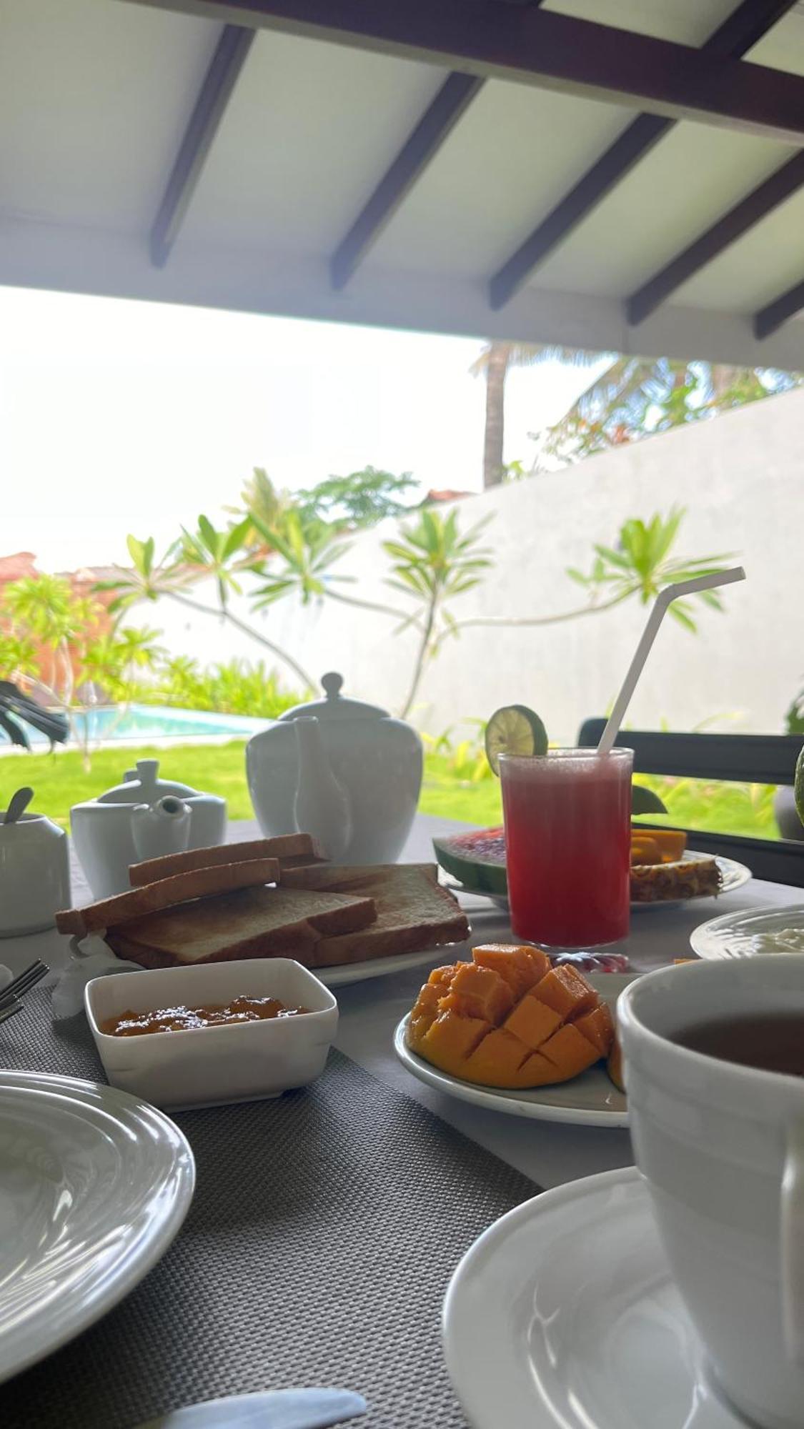 Ocean View Tourist Guest House At Negombo Beach Near The Airport Zewnętrze zdjęcie