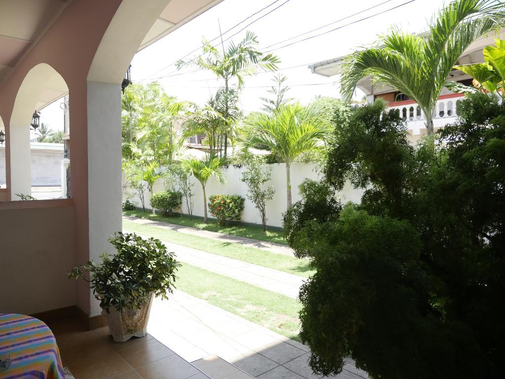 Ocean View Tourist Guest House At Negombo Beach Near The Airport Zewnętrze zdjęcie